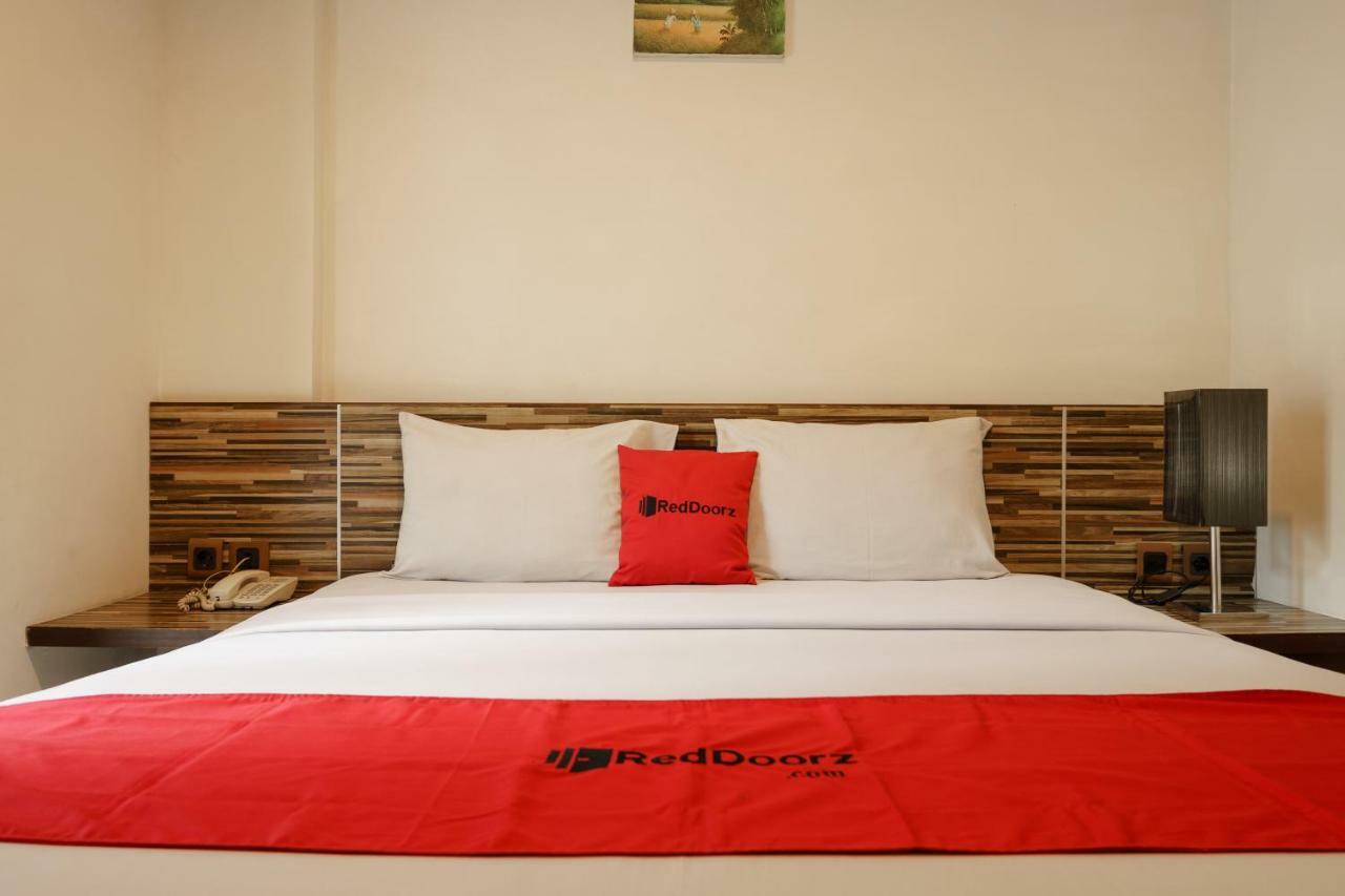 Reddoorz Plus @ Gunung Sahari 2 Jakarta Luaran gambar