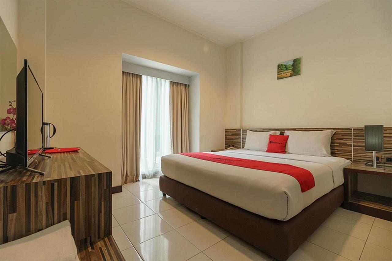 Reddoorz Plus @ Gunung Sahari 2 Jakarta Luaran gambar